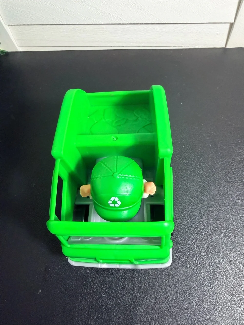 Fisher-Price Little People Green Recycling Truck with Driver Figure